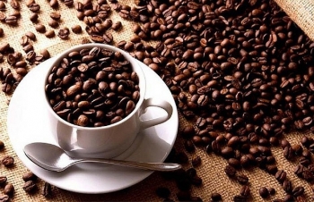 Giá cà phê Arabica còn động lượng giảm khi tồn kho tăng trở lại
