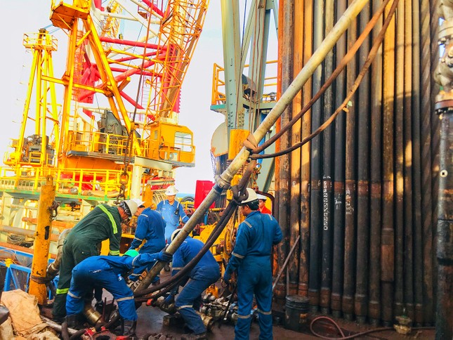 Petrovietnam về đích sớm nhiều chỉ tiêu sản lượng và tài chính Petrovietnam về đích sớm nhiều chỉ tiêu sản lượng và tài chính