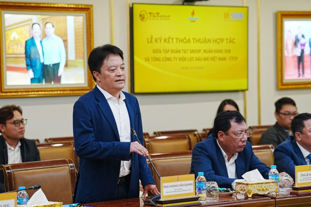 Chủ tịch PV Power phát biểu tại buổi ký kết Chủ tịch PV Power phát biểu tại buổi ký kết