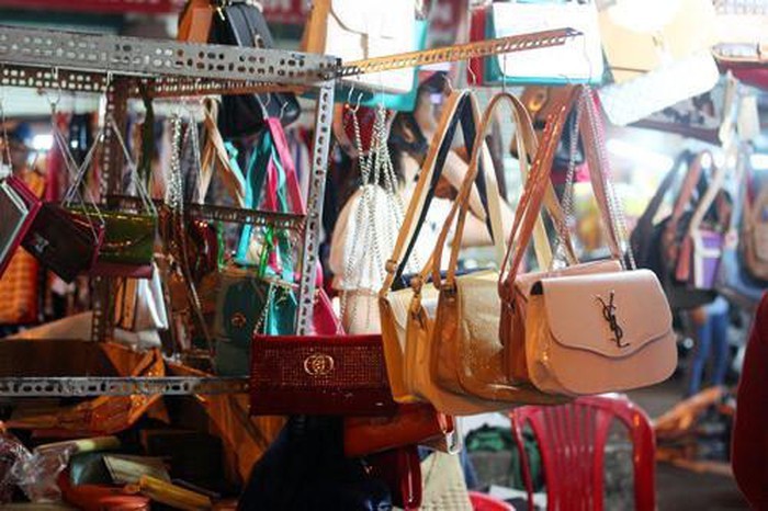 Chống hàng giả bắt đầu từ ý thức của người tiêu dùng Chống hàng giả bắt đầu từ ý thức của người tiêu dùng