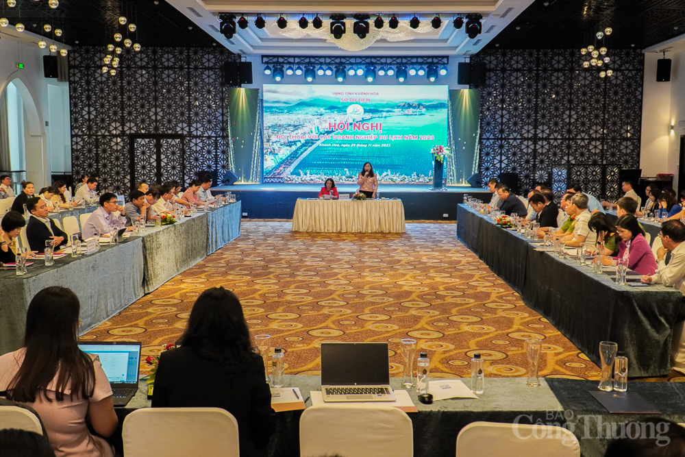 Khánh Hòa bàn giải pháp gỡ khó cho doanh nghiệp du lịch Khánh Hòa bàn giải pháp gỡ khó cho doanh nghiệp du lịch