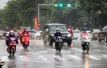 Dự báo thời tiết Hà Nội hôm nay 1/12/2023: Hà Nội có mưa nhỏ, trời chuyển rét