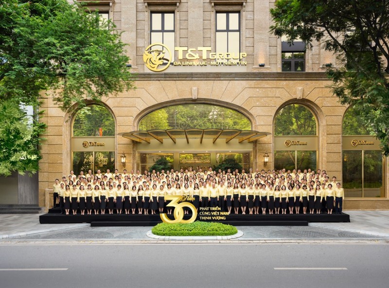 T&T Group đón nhận Huân chương Lao động hạng Nhất lần thứ 3 và kỷ niệm 30 năm thành lập Tập đoàn T&T Group đón nhận Huân chương Lao động hạng Nhất lần thứ 3 và kỷ niệm 30 năm thành lập Tập đoàn