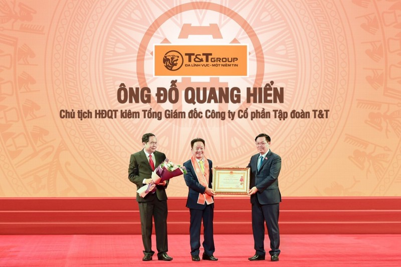 T&T Group đón nhận Huân chương Lao động hạng Nhất lần thứ 3 và kỷ niệm 30 năm thành lập Tập đoàn T&T Group đón nhận Huân chương Lao động hạng Nhất lần thứ 3 và kỷ niệm 30 năm thành lập Tập đoàn