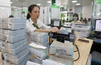 Giao dịch từ 400 triệu đồng trở lên phải báo cáo Ngân hàng Nhà nước: Siết chặt giao dịch đáng ngờ