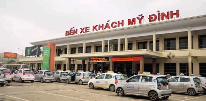 Nhằm chặn tình trạng xe hợp đồng trá hình chạy nghênh ngang trên các tuyến phố, Cục Đường bộ Việt Nam đề xuất buộc xe loại hình này phải vào bến để đón trả khách….