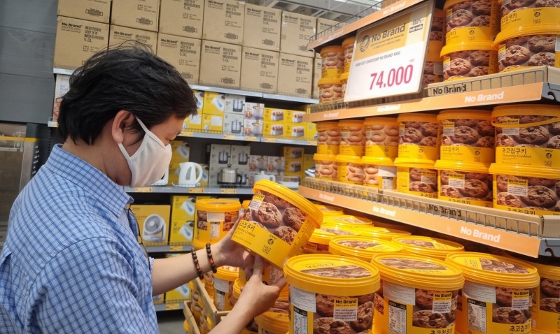 Kinh doanh theo trend: Vòng xoáy của những trào lưu sớm nở chóng tàn Kinh doanh theo trend: Vòng xoáy của những trào lưu sớm nở chóng tàn