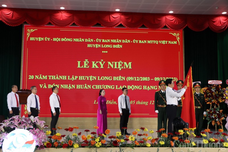 Huyện Long Điền kỷ niệm 20 năm thành lập Huyện Long Điền kỷ niệm 20 năm thành lập