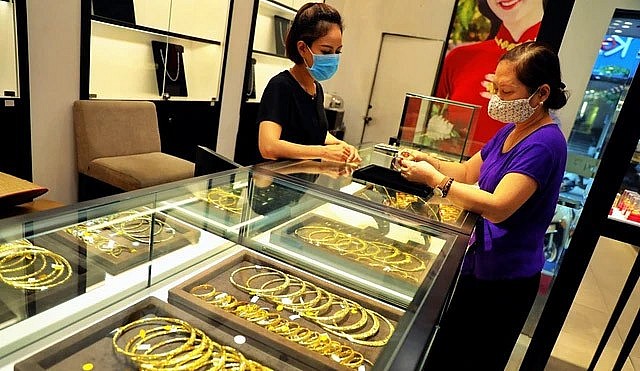 Giá vàng trong nước hôm nay giảm nhẹ, giá vàng SJC còn 74,12 triệu đồng/lượng Giá vàng trong nước hôm nay giảm nhẹ, giá vàng SJC còn 74,12 triệu đồng/lượng