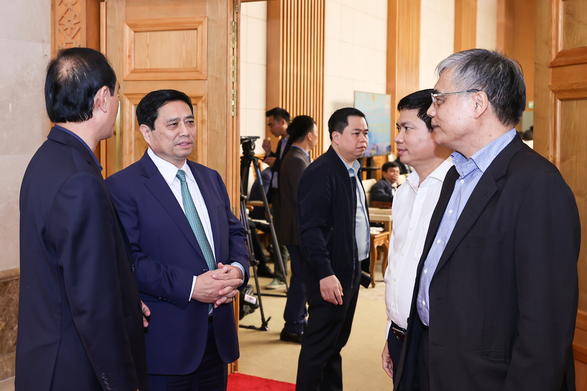 Thủ tướng: 5 đặc điểm nổi bật tạo tiềm năng, cơ hội, lợi thế rất đặc biệt của Đồng bằng sông Hồng- Ảnh 9. Thủ tướng: 5 đặc điểm nổi bật tạo tiềm năng, cơ hội, lợi thế rất đặc biệt của Đồng bằng sông Hồng- Ảnh 9.