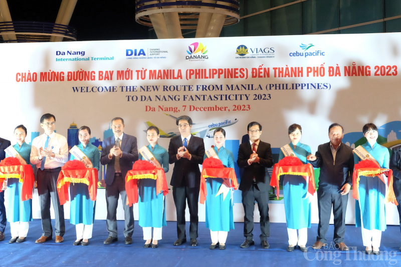 Năm 2023, Đà Nẵng phục vụ hơn 7,4 triệu lượt khách lưu trú, tăng 200% so với năm 2022 Năm 2023, Đà Nẵng phục vụ hơn 7,4 triệu lượt khách lưu trú, tăng 200% so với năm 2022