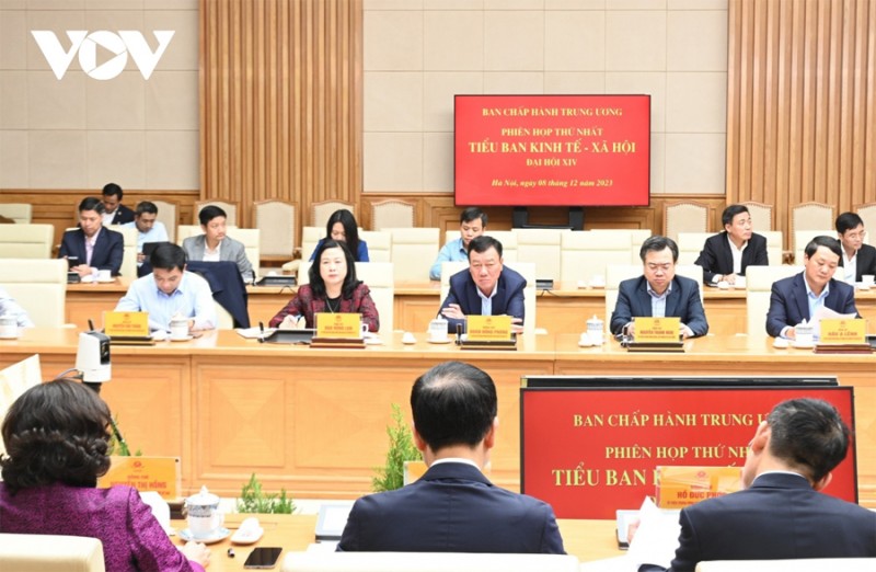 Thủ tướng chủ trì Phiên họp thứ nhất Tiểu ban Kinh tế- Xã hội Đại hội XIV Thủ tướng chủ trì Phiên họp thứ nhất Tiểu ban Kinh tế- Xã hội Đại hội XIV