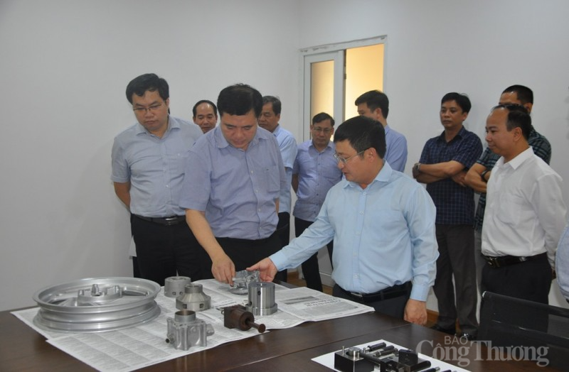 Xây dựng cơ chế, tạo động lực cho nội địa hóa thiết bị ngành đường sắt đô thị Xây dựng cơ chế, tạo động lực cho nội địa hóa thiết bị ngành đường sắt đô thị