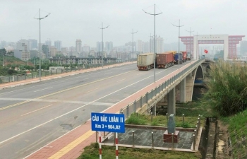 3 sản phẩm mới được phép xuất khẩu qua cầu Bắc Luân II, Móng Cái