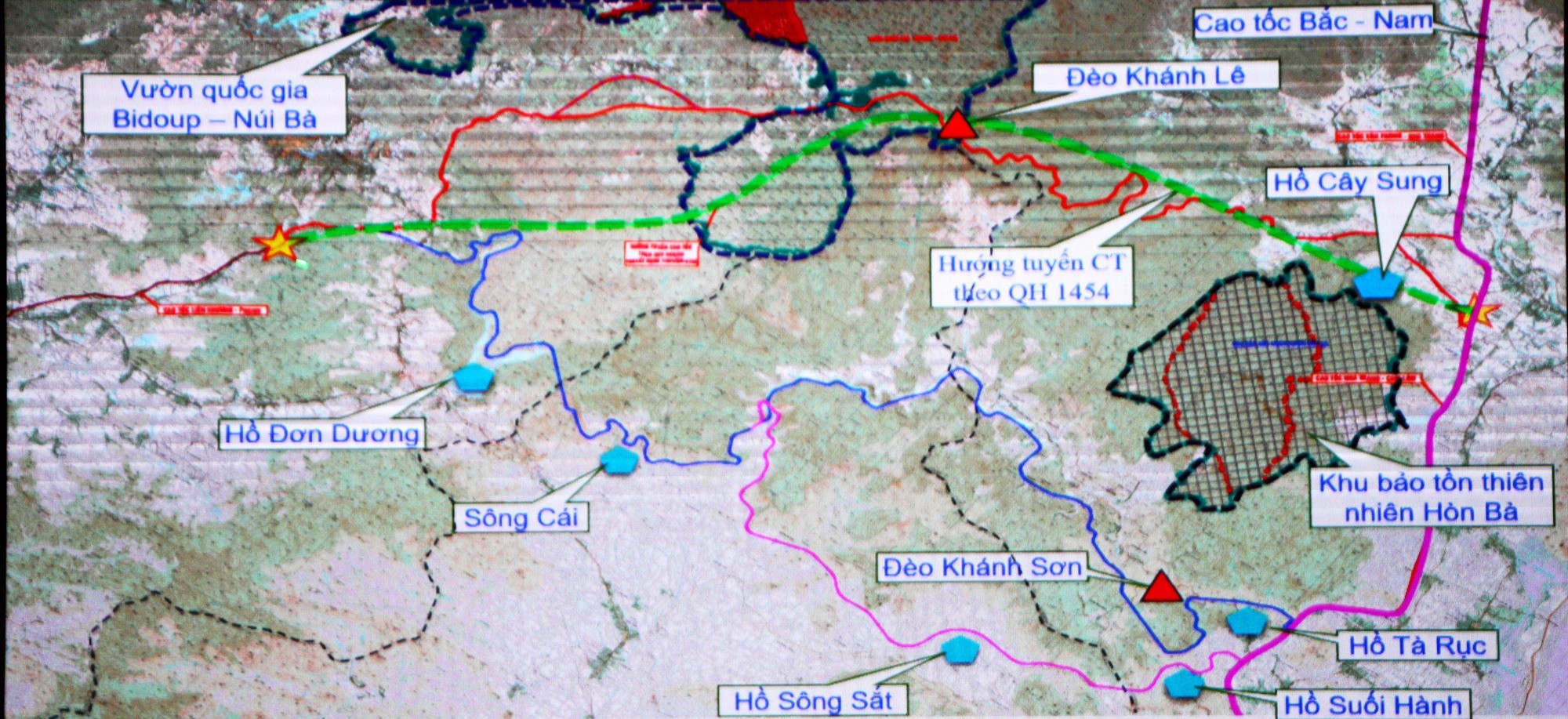 Phương án tuyến cao tốc Nha Trang - Đà Lạt. Ảnh: Cao Sơn Phương án tuyến cao tốc Nha Trang - Đà Lạt. Ảnh: Cao Sơn