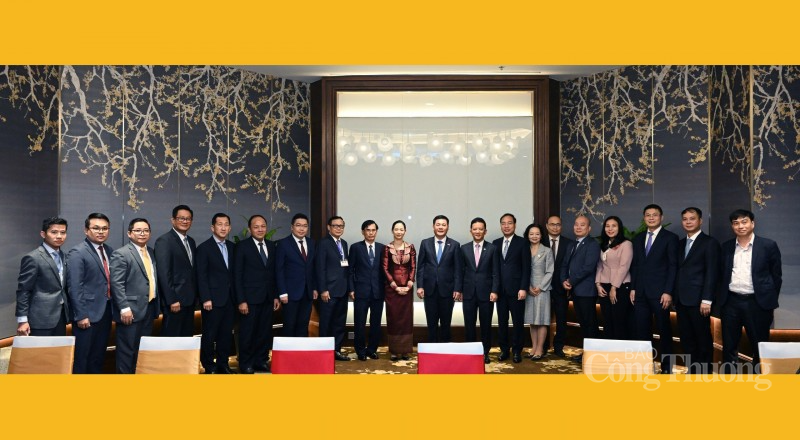 Thúc đẩy thương mại, công nghiệp với Việt Nam và Campuchia Thúc đẩy thương mại, công nghiệp với Việt Nam và Campuchia