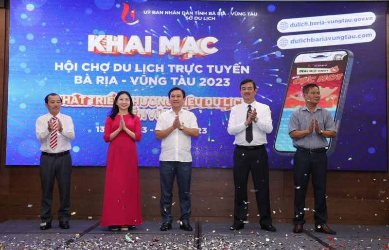bấm nút khai mạc “Hội chợ du lịch trực tuyến Bà Rịa – Vũng Tàu 2023” bấm nút khai mạc “Hội chợ du lịch trực tuyến Bà Rịa – Vũng Tàu 2023”