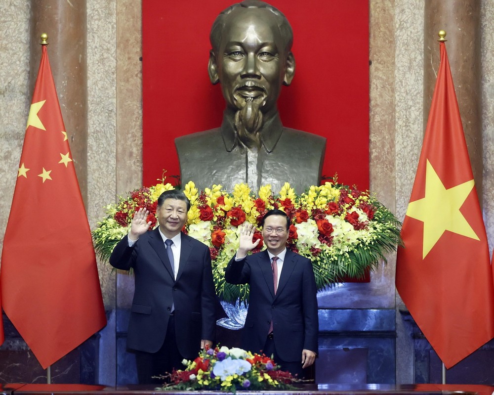 Chủ tịch nước Võ Văn Thưởng và Tổng Bí thư, Chủ tịch nước Trung Quốc Tập Cận Bình chụp ảnh chung. (Ảnh: Thống Nhất/TTXVN) ttxvn-hoi-dam-1747.jpg