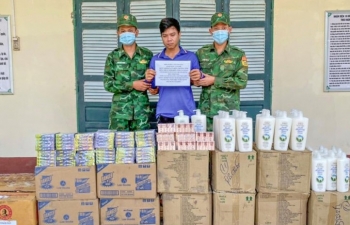 An Giang: Bắt đối tượng vận chuyển trái phép hàng hóa qua biên giới