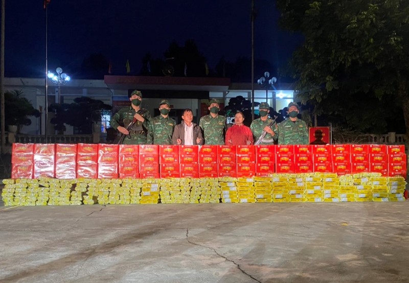Tăng cường đấu tranh, ngăn chặn hành vi mua bán, vận chuyển trái phép pháo nổ qua biên giới