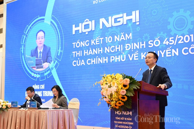 Hội nghị tổng kết 10 năm thi hành Nghị định số 45/2012/NĐ-CP của Chính phủ về khuyến công. Hội nghị tổng kết 10 năm thi hành Nghị định số 45/2012/NĐ-CP của Chính phủ về khuyến công.