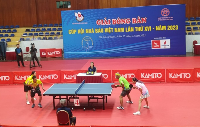 Trận chung kết nội dung đôi nam nữ diễn ra hấp dẫn, đầy kịch tính. Ảnh Thanh Thúy Trận chung kết nội dung đôi nam nữ diễn ra hấp dẫn, đầy kịch tính. Ảnh Thanh Thúy