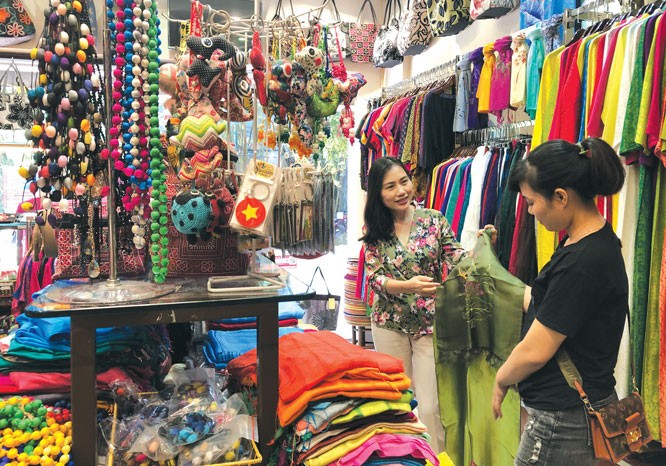 Hà Nội: Phát triển 5-10 Trung tâm thiết kế sáng tạo sản phẩm làng nghề Hà Nội: Phát triển 5-10 Trung tâm thiết kế sáng tạo sản phẩm làng nghề