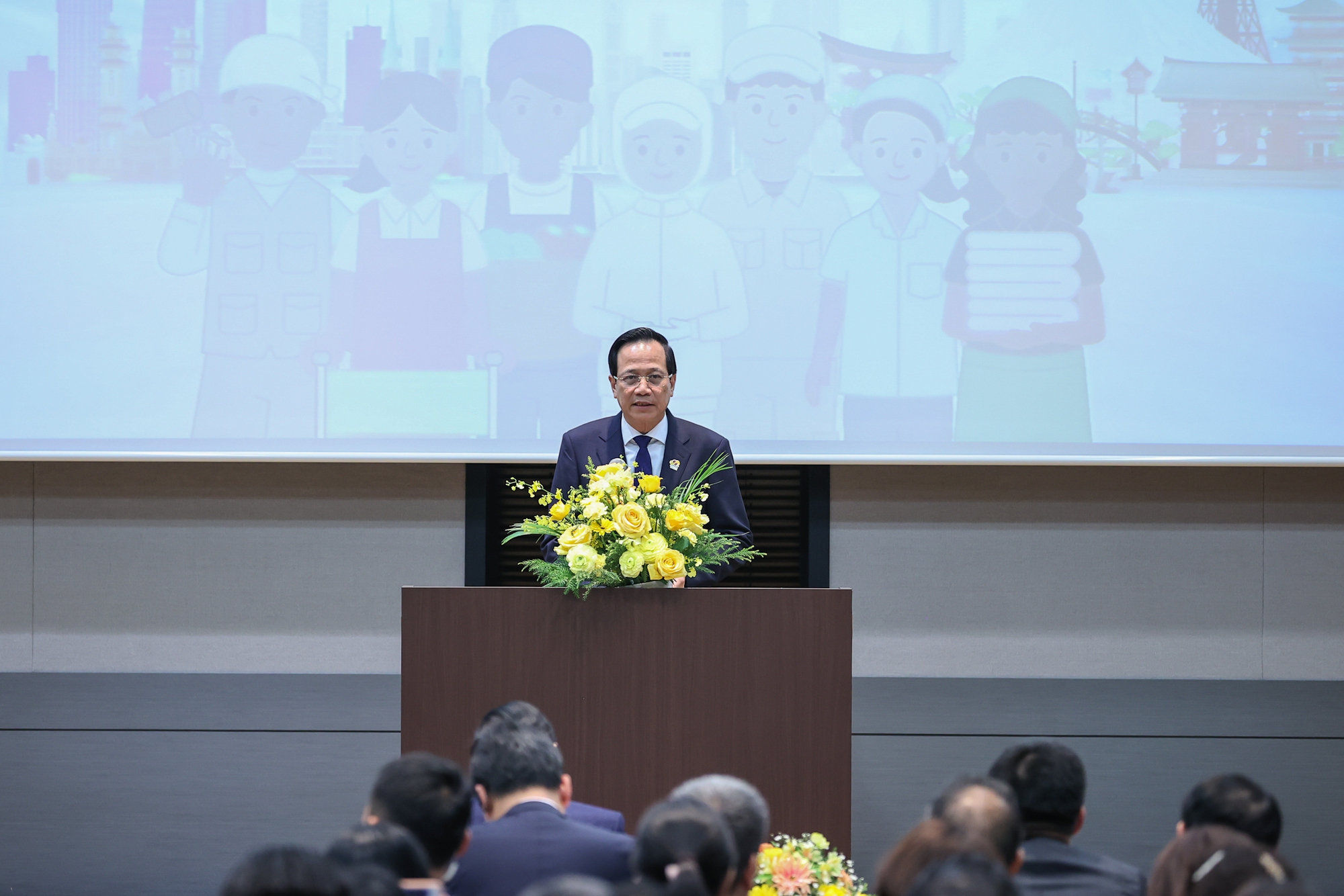 Thủ tướng mong lao động Việt Nam tại Nhật bắt kịp trình độ hiện đại trong những ngành mũi nhọn- Ảnh 3. Thủ tướng mong lao động Việt Nam tại Nhật bắt kịp trình độ hiện đại trong những ngành mũi nhọn- Ảnh 3.