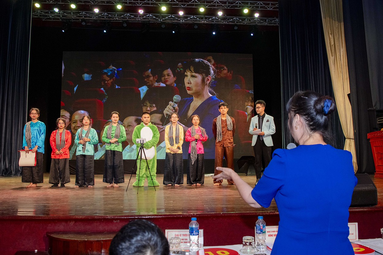 Chung kết Cuộc thi “Người tiêu dùng trẻ trong thương mại điện tử” năm 2023