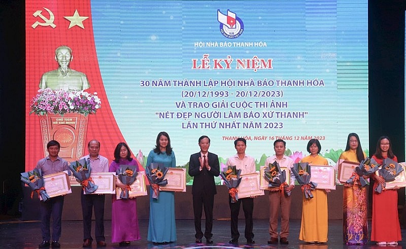 Hội Nhà báo tỉnh Thanh Hóa kỷ niệm 30 năm ngày thành lập Hội Nhà báo tỉnh Thanh Hóa kỷ niệm 30 năm ngày thành lập
