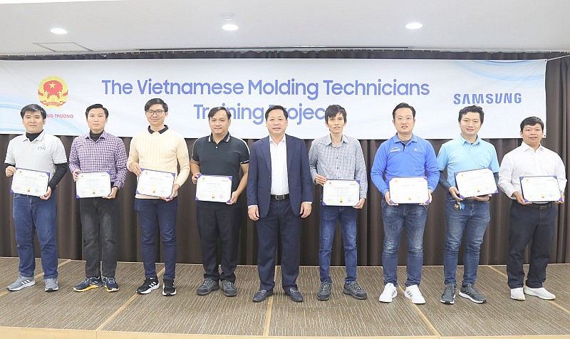 Bộ Công Thương hợp tác với Samsung đào tạo 258 chuyên gia khuôn mẫu
