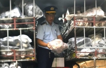 Thanh Hóa: Phát hiện 450 sản phẩm có dấu hiệu giả mạo nhãn hiệu và hàng nhập lậu