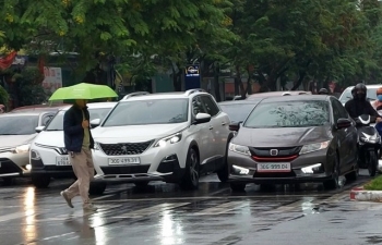 Dự báo thời tiết Hà Nội hôm nay 19/12/2023: Hà Nội mưa nhỏ và rét đậm