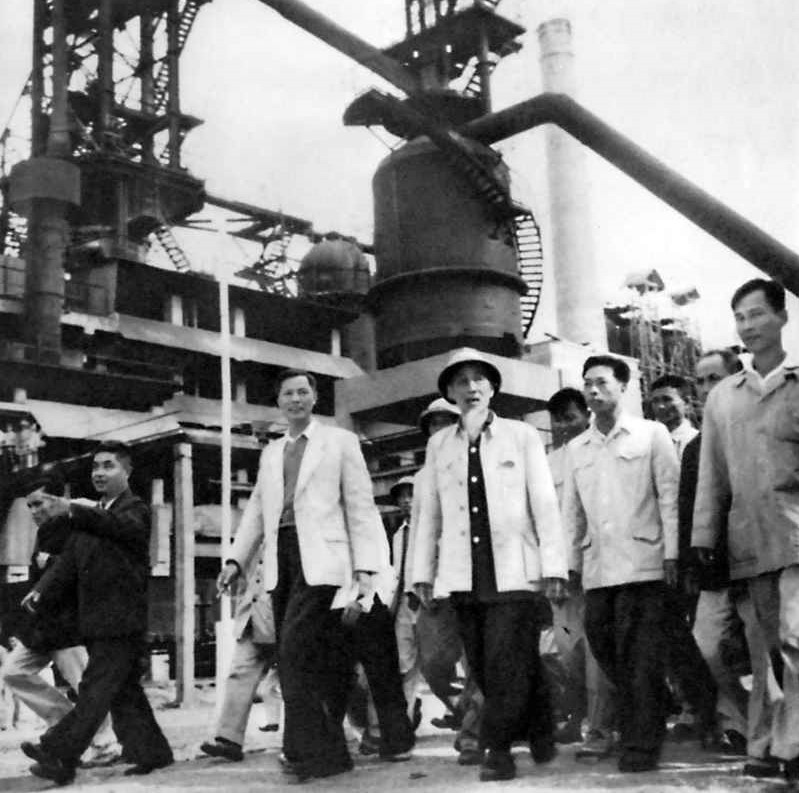 Bác Hồ về thăm Gang thép Thái Nguyên năm 1964 Bác Hồ về thăm Gang thép Thái Nguyên năm 1964