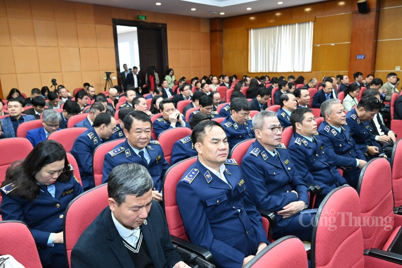 Quản lý thị trường cả nước kiểm tra trên 72.000 vụ việc trong năm 2023 Quản lý thị trường cả nước kiểm tra trên 72.000 vụ việc trong năm 2023