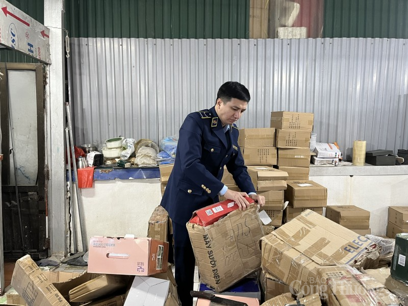 Hưng Yên: Triệt phá cơ sở livestream bán hàng lậu, chốt 700 đơn trong ngày