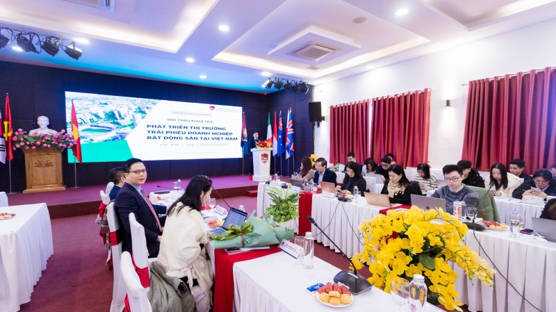 Phát triển bền vững thị trường trái phiếu doanh nghiệp bất động sản Phát triển bền vững thị trường trái phiếu doanh nghiệp bất động sản