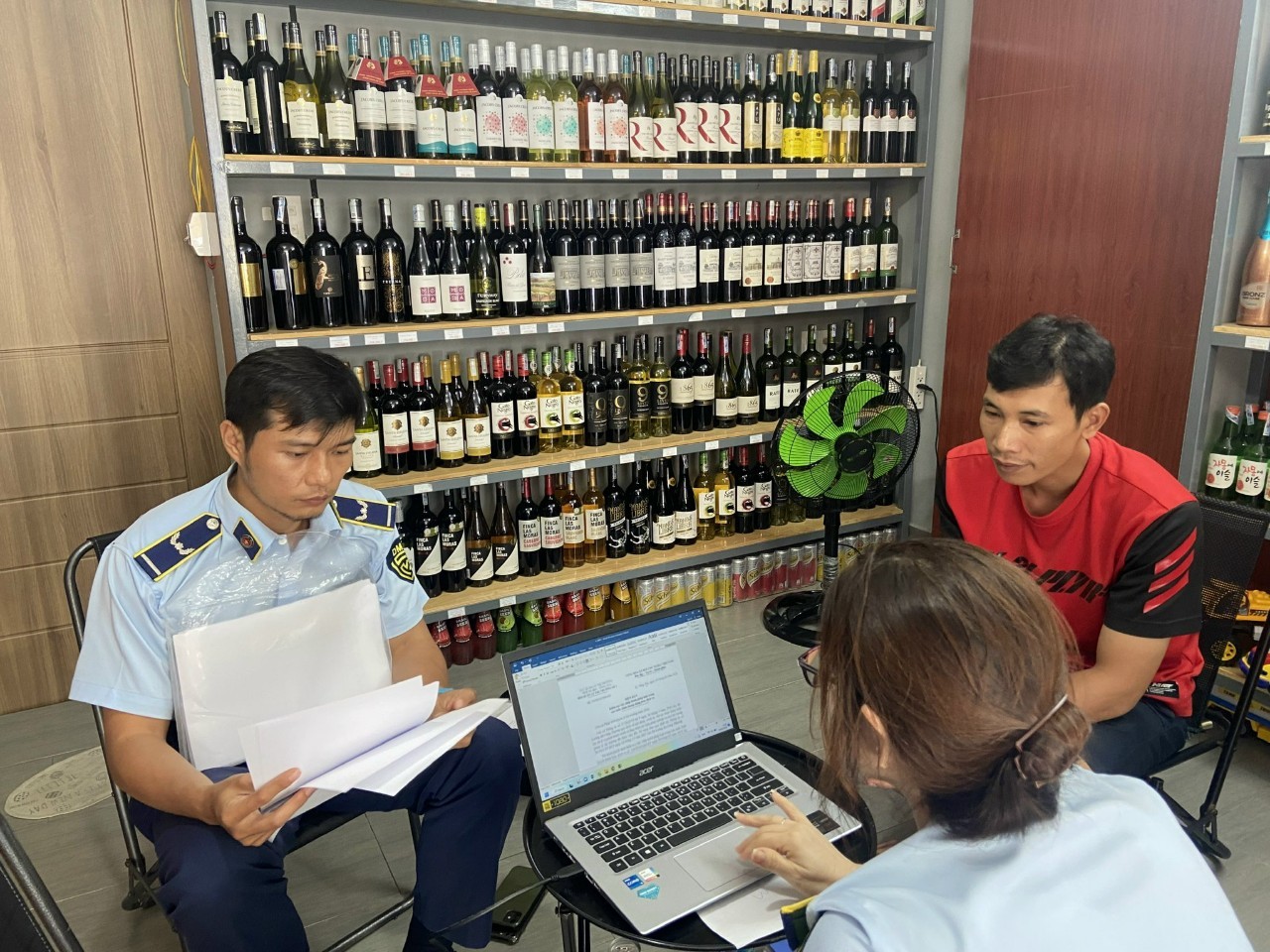 Quản lý thị trường Bà Rịa – Vũng Tàu: Chuyển mình sau 5 năm hoạt động theo mô hình mới Quản lý thị trường Bà Rịa – Vũng Tàu: Chuyển mình sau 5 năm hoạt động theo mô hình mới