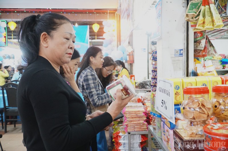 Đà Nẵng: Dự trữ hàng hóa phục vụ Tết Nguyên đán Giáp Thìn 2024 tổng giá trị 2.580 tỷ đồng Đà Nẵng: Dự trữ hàng hóa phục vụ Tết Nguyên đán Giáp Thìn 2024 tổng giá trị 2.580 tỷ đồng