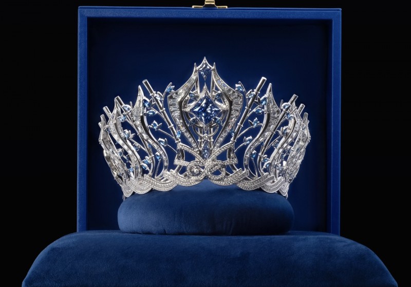 Lâm Đồng: Độc đáo vương miện Hoa hậu Hoàn vũ Việt Nam năm 2023 lấy từ cảm hứng từ Tre Việt Nam. Lâm Đồng: Độc đáo vương miện Hoa hậu Hoàn vũ Việt Nam năm 2023 lấy từ cảm hứng từ Tre Việt Nam.