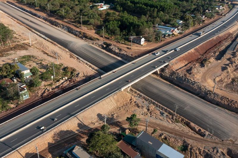 10 dấu ấn nổi bật trong phát triển kinh tế-xã hội năm 2023- Ảnh 12. 10 dấu ấn nổi bật trong phát triển kinh tế-xã hội năm 2023- Ảnh 12.