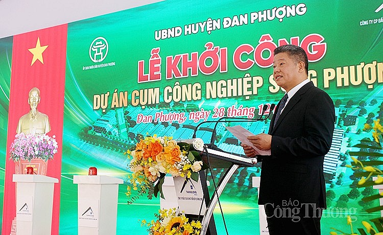 Ông Nguyễn Mạnh Quyền - Phó chủ tịch UBND TP Hà Nội phát biểu tại sự kiện Ông Nguyễn Mạnh Quyền - Phó chủ tịch UBND TP Hà Nội phát biểu tại sự kiện