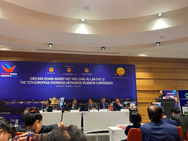 Quảng bá Chương trình Thương hiệu Quốc gia và các sản phẩm Thương hiệu Quốc gia Việt Nam tại Châu Âu Quảng bá Chương trình Thương hiệu Quốc gia và các sản phẩm Thương hiệu Quốc gia Việt Nam tại Châu Âu