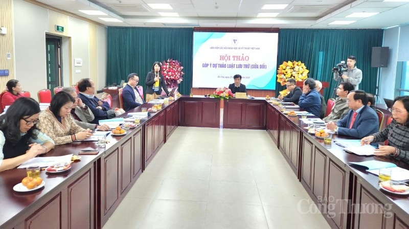 Dự thảo Luật Lưu trữ (Sửa đổi): Tăng quyền tiếp cận thông tin lưu trữ cho người dân Dự thảo Luật Lưu trữ (Sửa đổi): Tăng quyền tiếp cận thông tin lưu trữ cho người dân