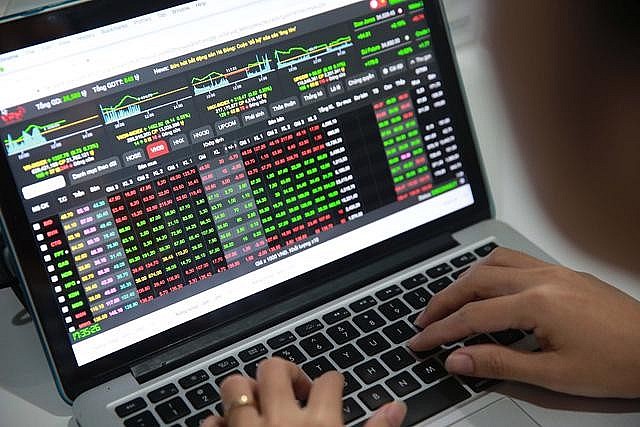 Chính phủ đặt mục tiêu đạt 11 triệu tài khoản chứng khoán vào năm 2030 Chính phủ đặt mục tiêu đạt 11 triệu tài khoản chứng khoán vào năm 2030