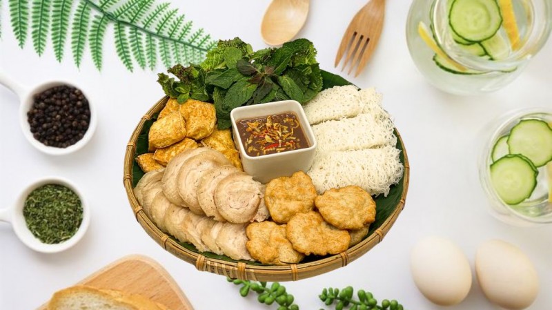 Đặc sản Hạ Long: Chả mực giã tay, ngon say lòng người Đặc sản Hạ Long: Chả mực giã tay, ngon say lòng người