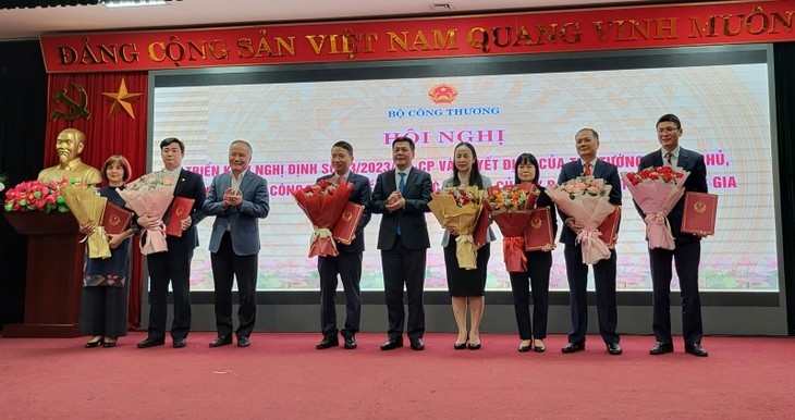 Uỷ ban Cạnh tranh Quốc gia: Phát huy hiệu quả mô hình mới Uỷ ban Cạnh tranh Quốc gia: Phát huy hiệu quả mô hình mới