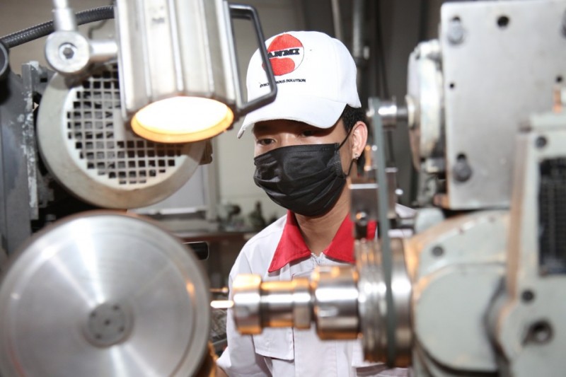 Cú lội ngược dòng ngoạn mục của ngành công nghiệp Cú lội ngược dòng ngoạn mục của ngành công nghiệp