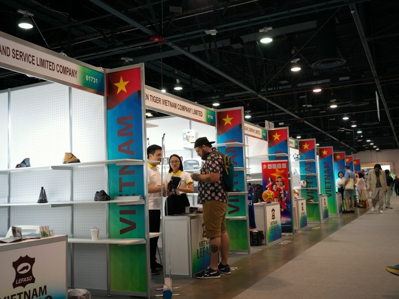 Chủ công lan toả hàng hoá và hình ảnh Việt Nam ra thế giới Chủ công lan toả hàng hoá và hình ảnh Việt Nam ra thế giới