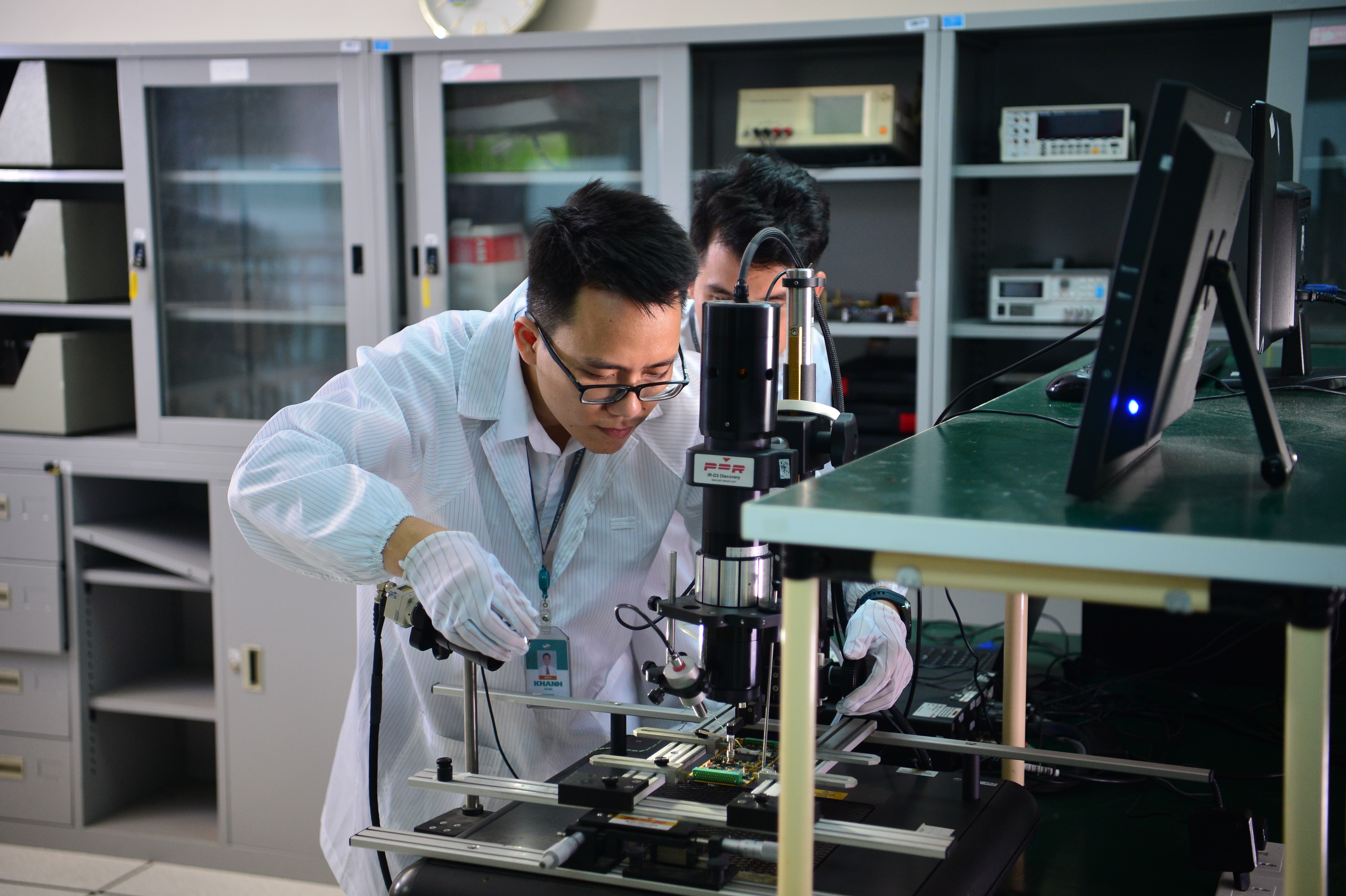 Đẩy mạnh nghiên cứu, làm chủ khoa học và công nghệ (Ảnh: Quỳnh Nga) Đẩy mạnh nghiên cứu, làm chủ khoa học và công nghệ (Ảnh: Quỳnh Nga)